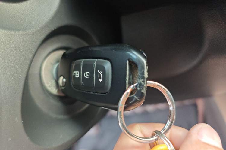 Used Renault Kadjar 2017 2.0L Two-Wheel Drive Comfort Edition
