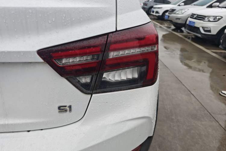 Used Geely Auto Vision S1 2018 1.5L Manual FENGXING Model
