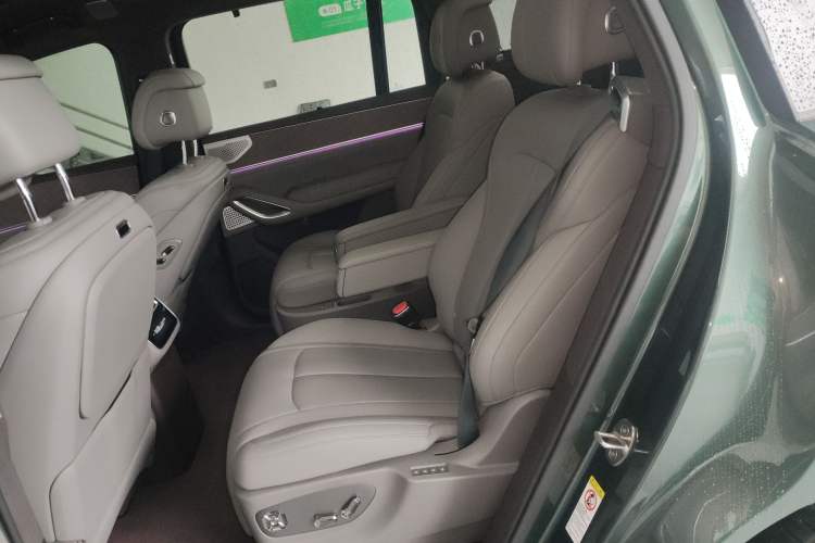 Used Denza N9 2025 Prestige Version