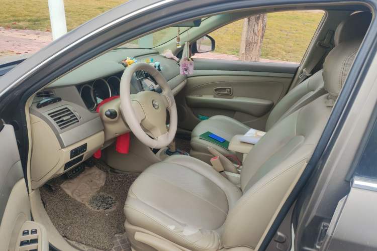 Used Nissan Sylphy 2016 Classic 1.6XE Automatic Comfort Edition Driver Seat