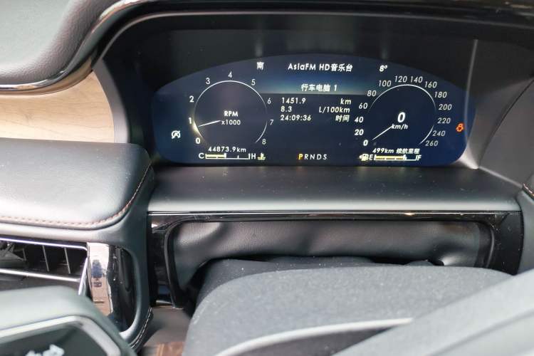 Used Lincoln Nautilus 2021 2.0T Four-Wheel Drive Luxury Edition Odometer Close Up