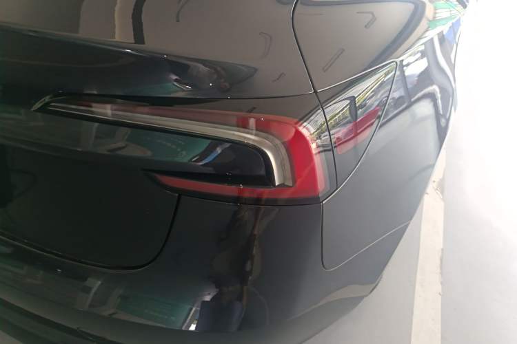 Used Tesla Model 3 2023 Rear-Wheel-Drive Version