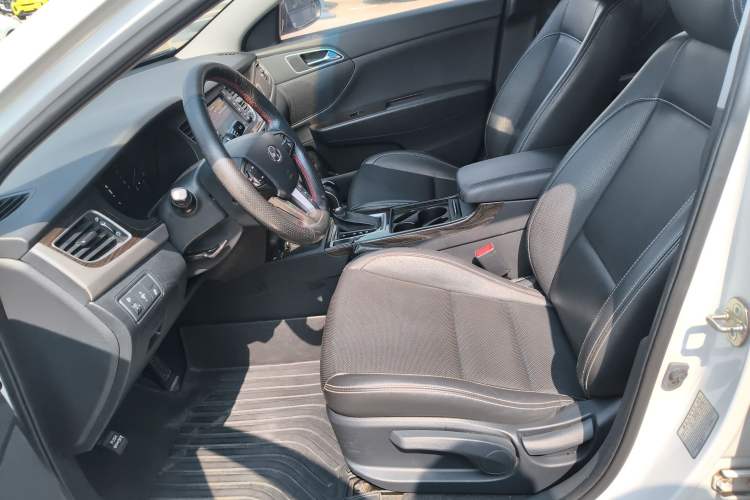 Used Hyundai Mistra 2016 1.6T Automatic Smart GLS
