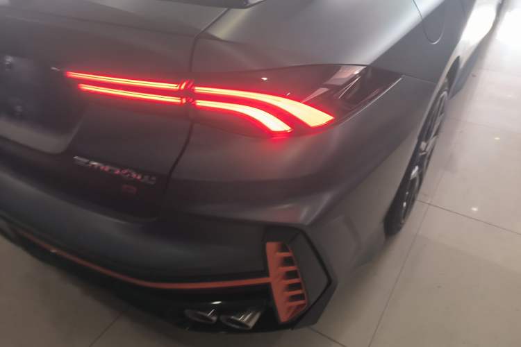 Used GAC Trumpchi EMPOW 2023 400T Automatic R MAX Exterior 3