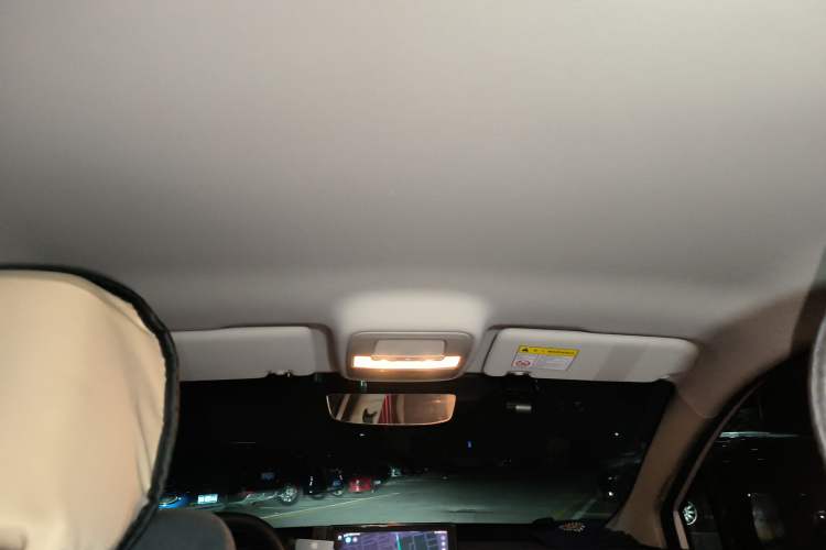 Used MG 4 EV 2022 520 km Flagship Edition