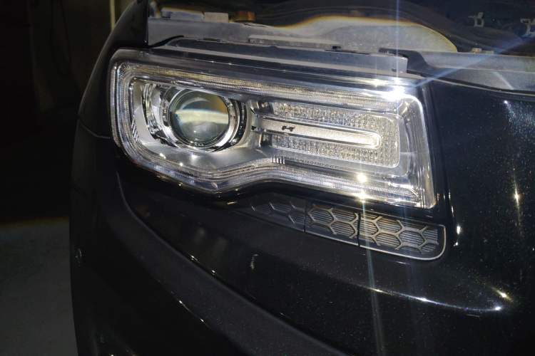 Used Jeep Grand Cherokee 2016 3.6L Luxury Navigation Edition
