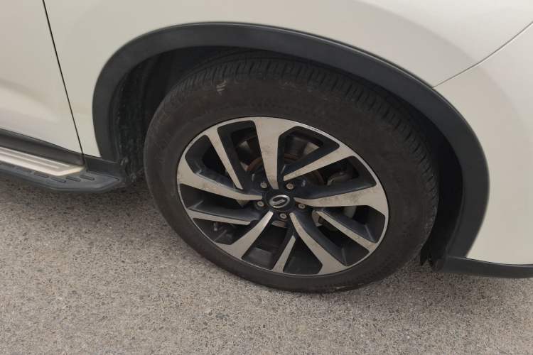 Used GAC Group Qizhi PHEV 2018 1.5L Smart Connect Luxury Edition Right Front Wheel Hub