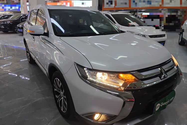 Used Mitsubishi Outlander 2018 2.0L Two-Wheel Drive Glory Edition 5 Seats
