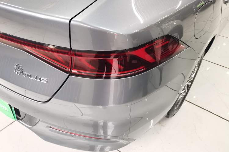 Used BYD Qin PLUS 2023 Champion Edition EV 420KM Superior Model Right Rear Taillight