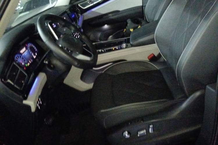 Used Volkswagen Teramont 2021 380TSI Four-Wheel Drive Prestige Flagship Edition Left Front Seat