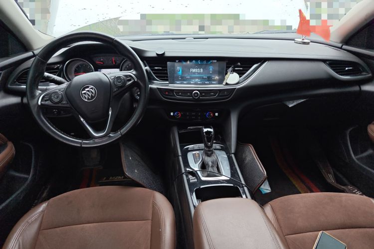 Used Buick Regal 2019 20T Elite Version China VI Standard Center Console