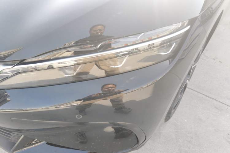 Used BYD Han 2022 EV Genesis Edition 715KM Front-Wheel-Drive Prestige Model
