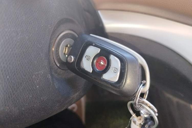 Used Jinbei F50 2017 1.6L Manual Comfort Model
