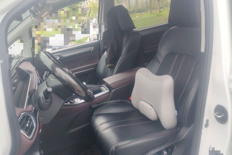 Used GAC Trumpchi M6 2023 PRO 270T DCT Luxury Edition
