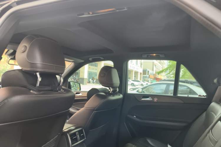 Used Mercedes-Benz GLE 2019 GLE 320 4MATIC Dynamic Edition Prestige Model Headliner