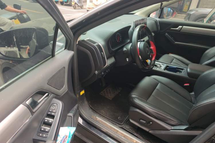 Used BYD Tang 2018 2.0T Automatic SmartConnect Prestige 5-Seater Emission Standard China V
