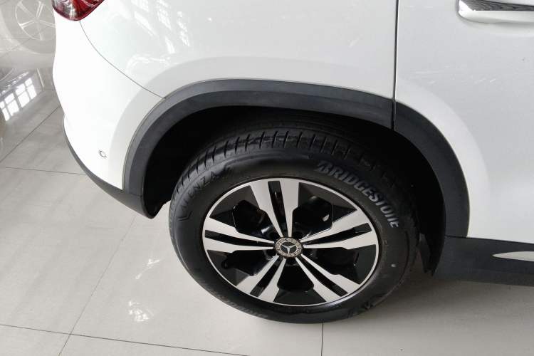 Used Mercedes-Benz GLA 2020 GLA 200 Right Rear Wheel Hub