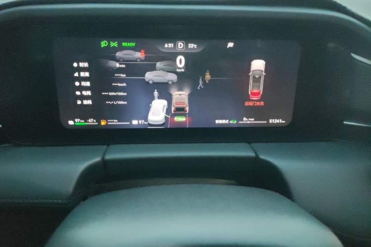 Used Hima AITO M5 2024 Extended-Range Max RS Four-Wheel Drive Advanced Intelligent Driving Version Odometer Close Up