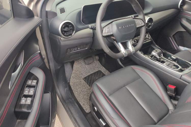 Used FORTHING T5 EVO 2021 1.5TD DCT Diamond Edition