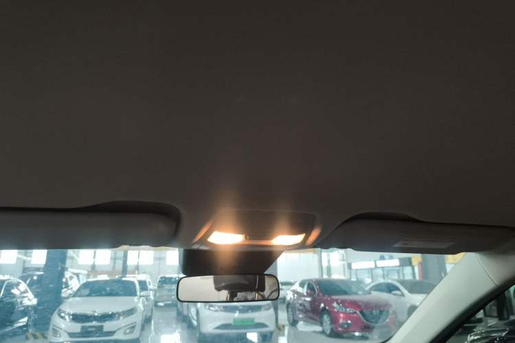 Used Hongqi E-QM5 2022 431 km Charge & Enjoy Edition Headliner