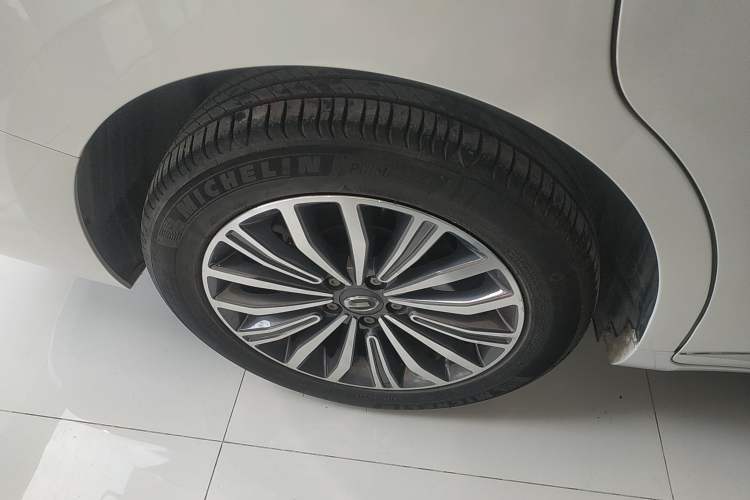 Used GAC Trumpchi M6 2019 270T DCT Prestige Edition (7-seater) China VI
