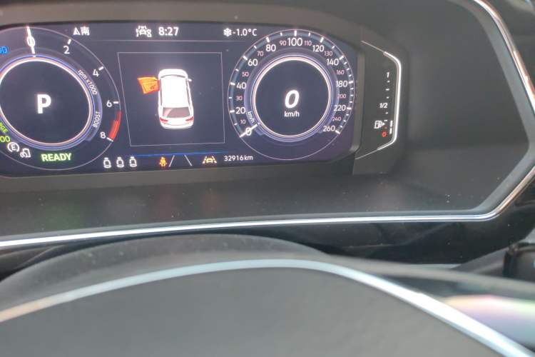 Used Volkswagen Tiguan L New Energy 2021 430 PHEV Plug-in Hybrid Flagship Edition Odometer Close Up