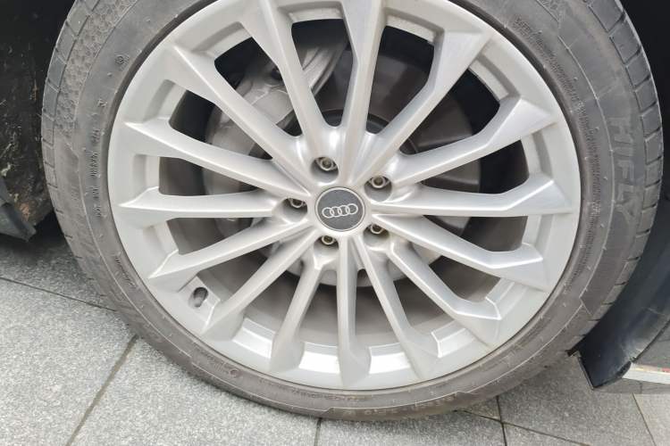 Used Audi A8 2022 A8L 50 TFSI quattro Comfort Edition Collector's Model