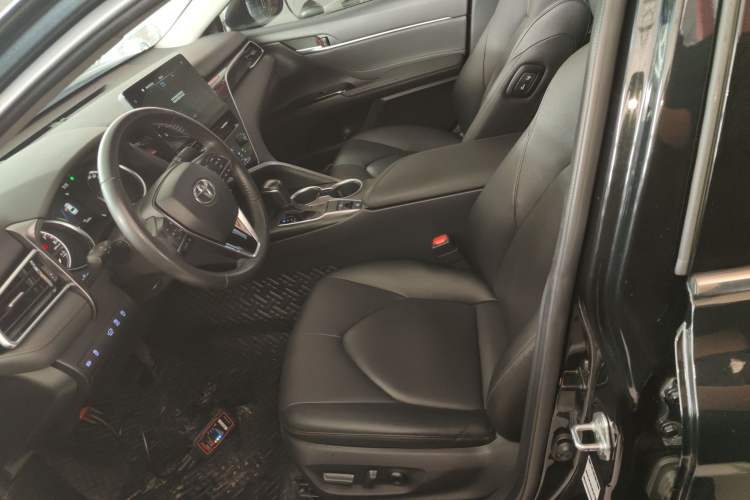 Used Toyota Camry 2021 2.0G Luxury Edition Left Front Seat