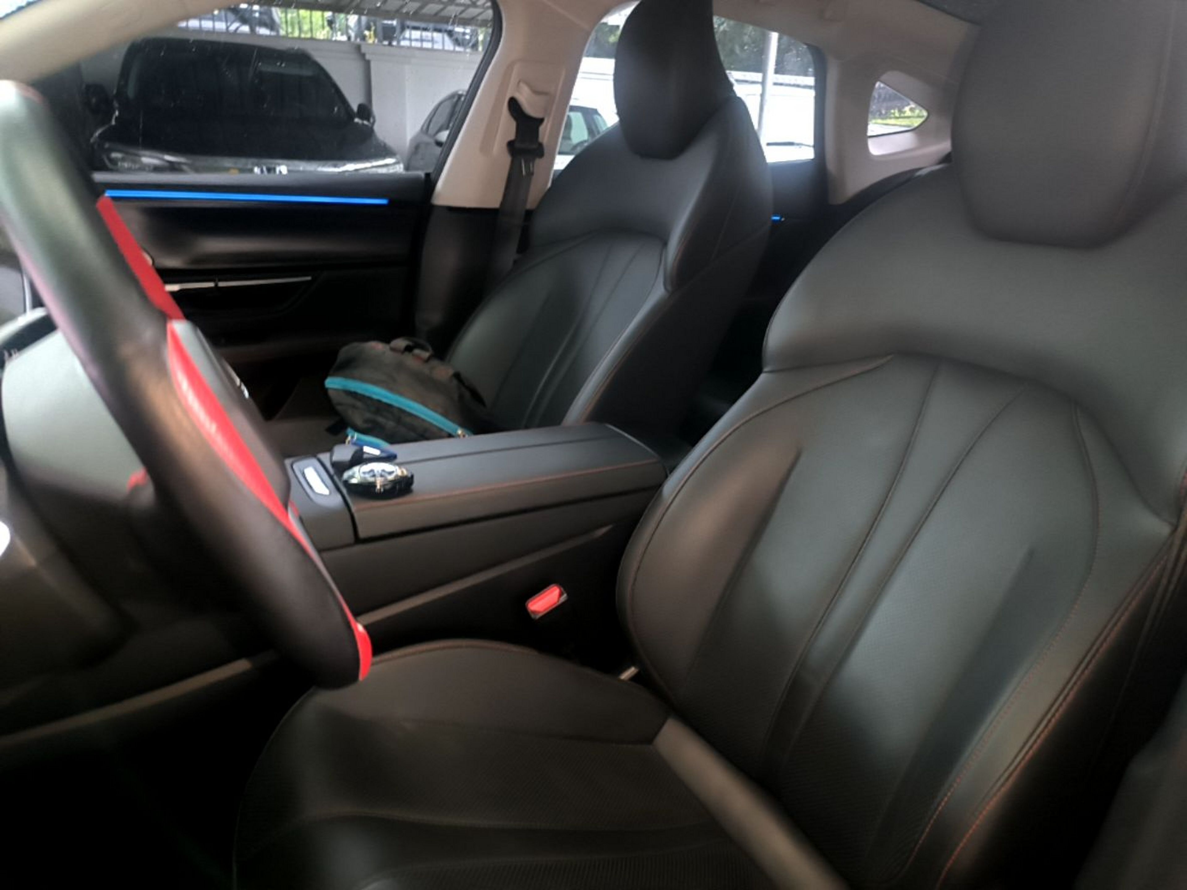 Avant de la voiture