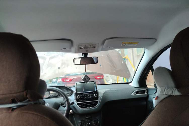 Used Peugeot 2008 2014 1.6L Manual Trend Edition