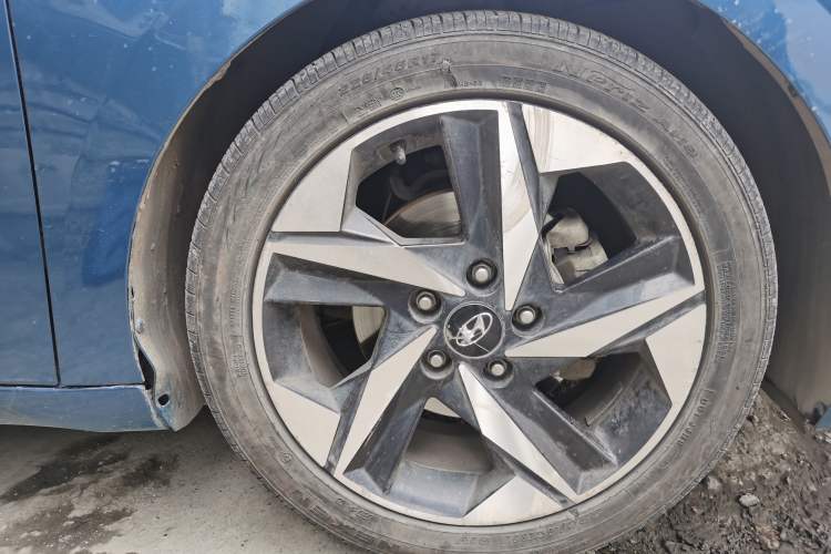 Used Hyundai Elantra 2022 1.5L CVT LUX Prestige Edition