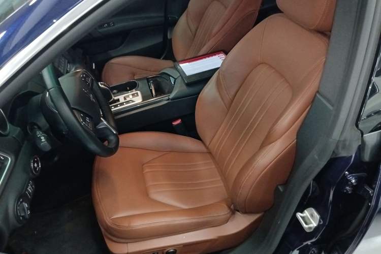 Used Maserati Ghibli 2014 3.0T Standard Edition
