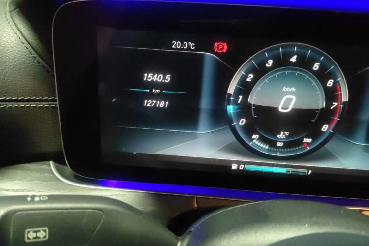 Used Mercedes-Benz E-Class 2016 E 200 L Sport Edition
