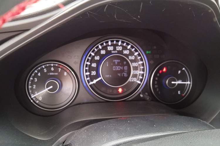 Used Honda Crider 2013 1.8L automatic luxury edition Odometer Close Up