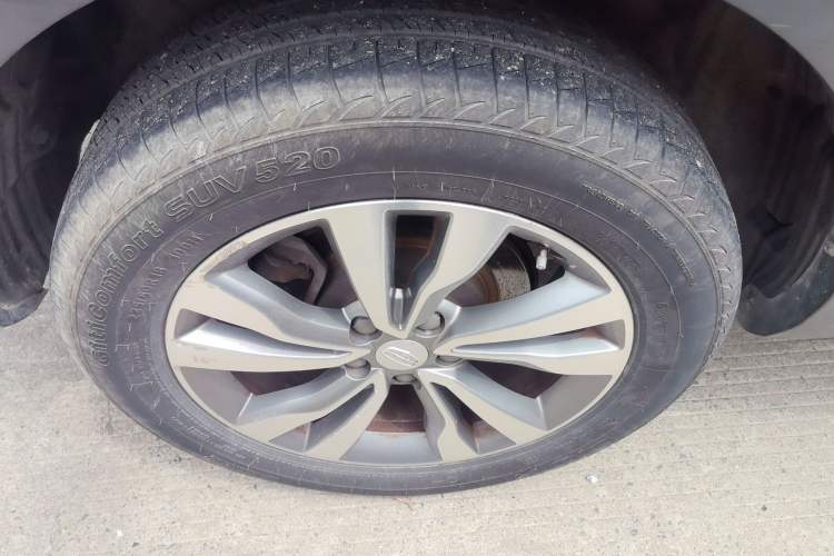 Used Geely Auto Emgrand X7 Sport 2016 1.8TD Automatic ZhiZun Version Right Rear Wheel Hub