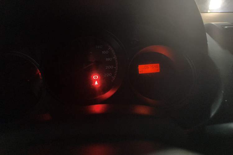 Used Everus S1 2012 1.3L Automatic Comfort Edition Odometer Close Up