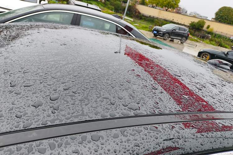 Used Hongqi E-QM5 2022 431 km Charge & Enjoy Edition