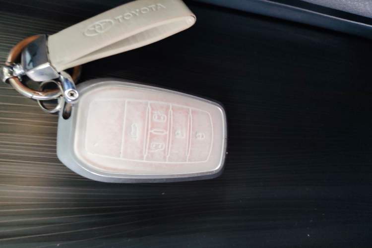 Used Toyota Sienna 2021 2.5L Hybrid Platinum Edition
