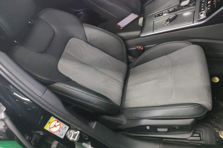 Used Audi A6L 2021 45 TFSI Prestige Dynamic Edition Right Front Seat