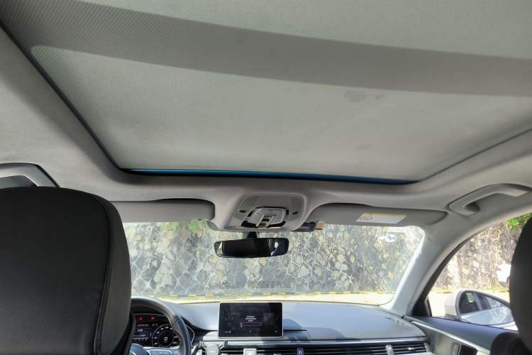 Used Audi A4L 2018 30th Anniversary Edition 40 TFSI Fashion Model