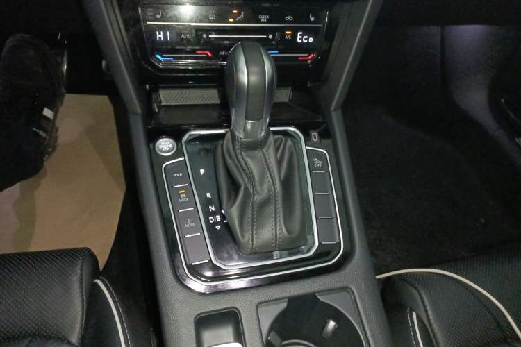 Used Volkswagen Magotan GTE Plug-in Hybrid 2022 GTE Luxury Model