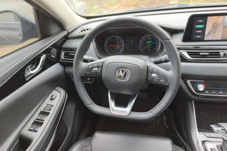 Used CHANGAN Ruicheng CC 2022 Blue Whale Edition 1.5T DCT Luxury Model Steering Wheel