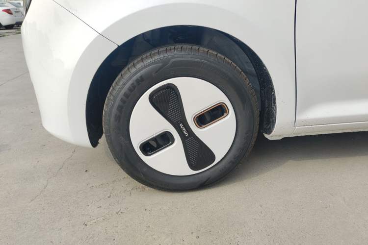 Used CHANGAN NEVO Lumin 2026 Model Treasure Edition 205km Passionate Beige Ningde Left Front Wheel Hub