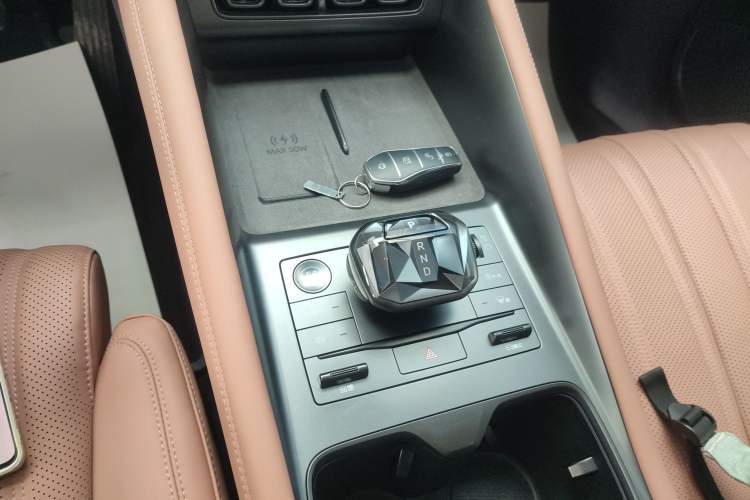 Used BYD Song L EV 2025 Intelligent Driving Version 662 km LiDAR Excellence Edition