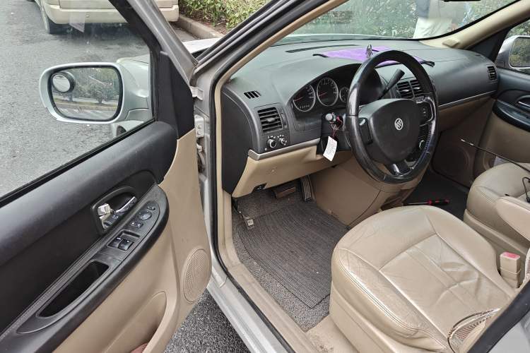 Used Buick GL8 2014 2.4L Executive Edition