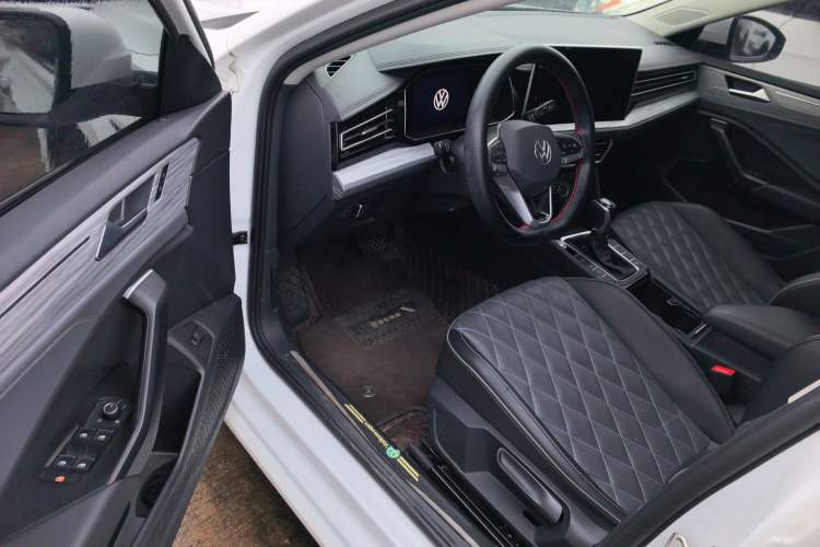 Used Volkswagen Sagitar 2023 300TSI DSG Excellence Edition