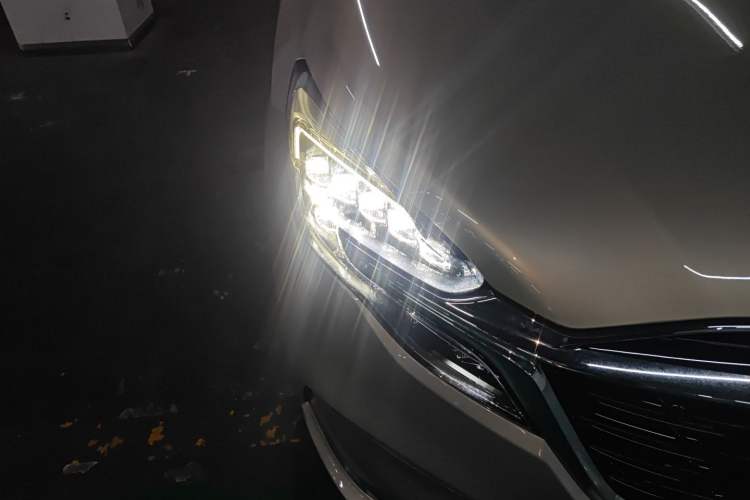 Used Buick GL8 2021 ES Land Cruiser 653T Luxury Edition
