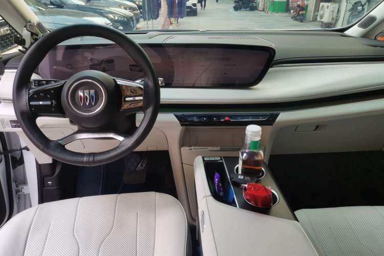 Used Buick GL8 New Energy 2024 Lu Zun Deluxe Edition 7-Seater
