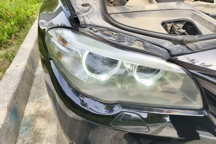 Used BMW 5 Series 2014 525Li Leading Model
