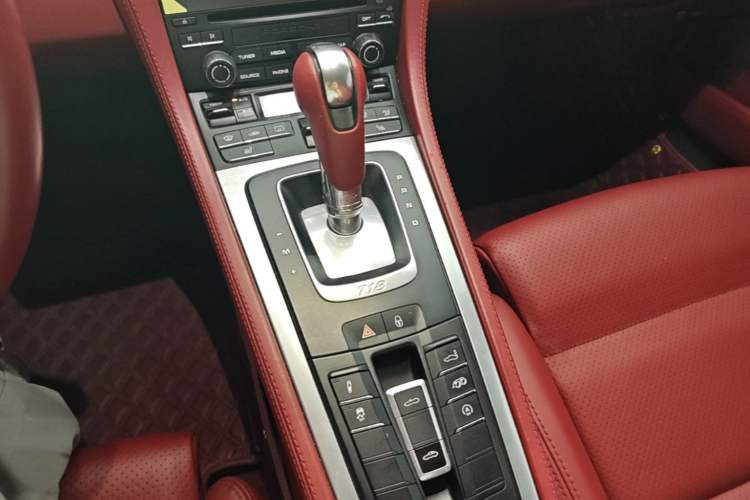 Used Porsche 718 2018 Boxster 2.0T
